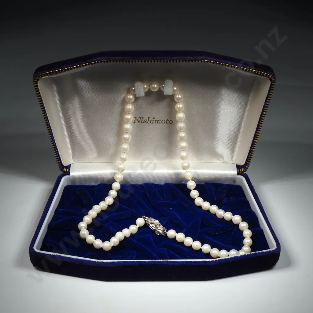 Cased Nishimoto Pearl Necklace w Sterling Silver Clasp Image 1++
