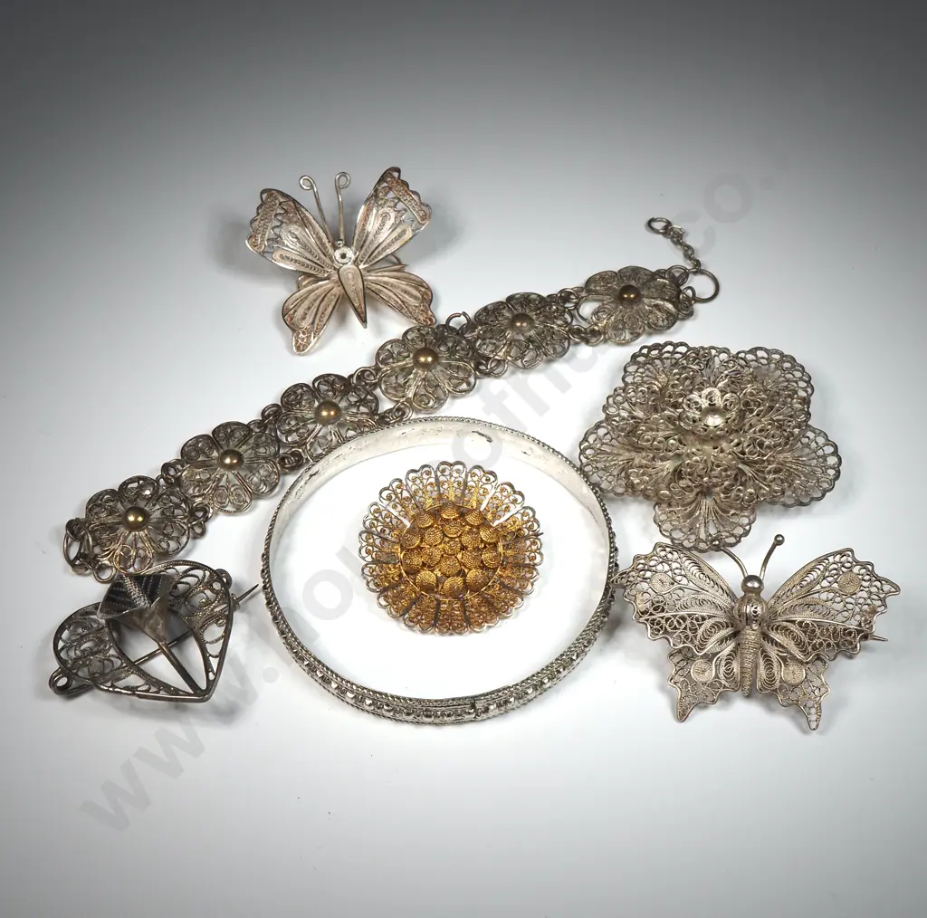 Assorted Filigree Silver Items - 55 Grams Image 1++