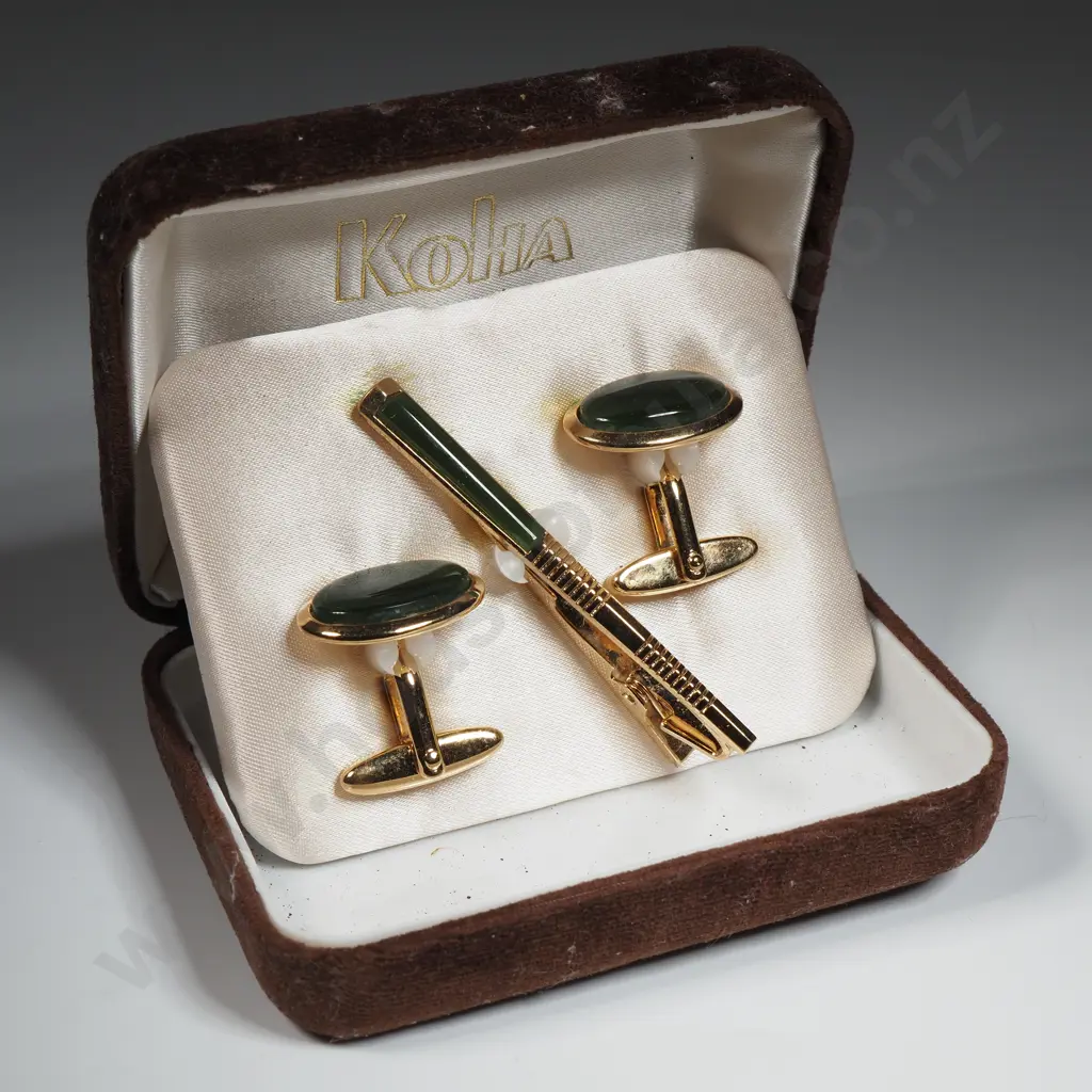Greenstone Cufflink / Tiepin Set Image 1++