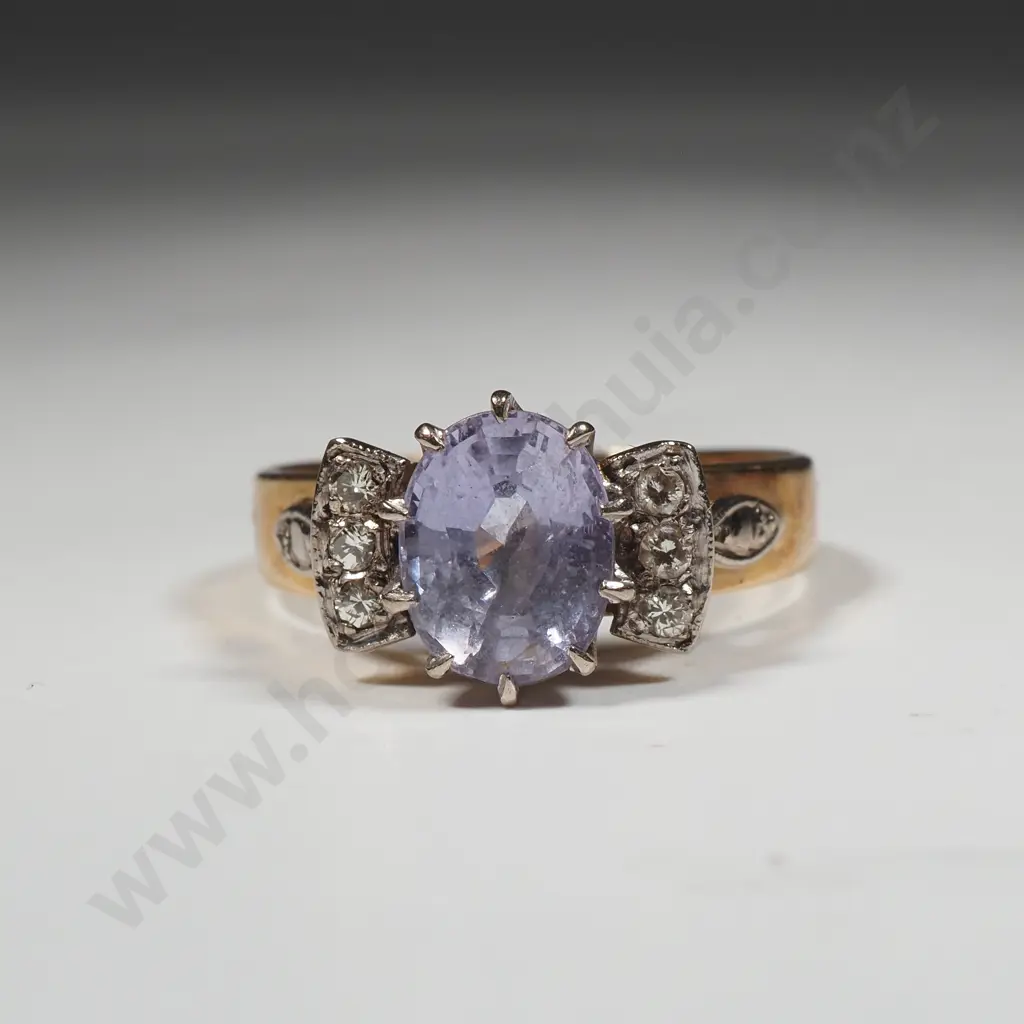 18ct Gold Gemstone Ring Image 1++