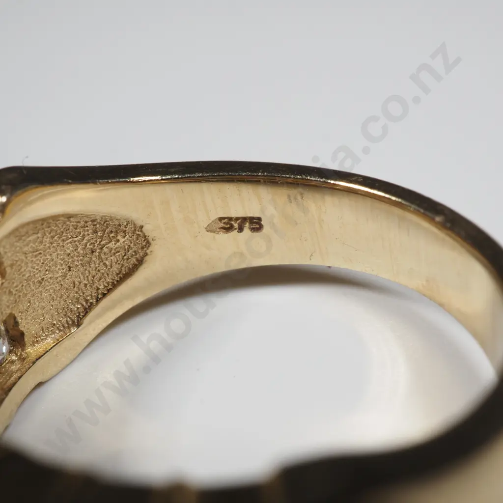 9ct Yellow Gold White Stone Ring Image 1++