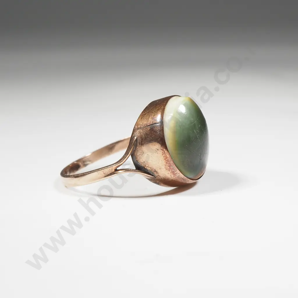 Antique 9ct gold Catseye Ring Image 1++