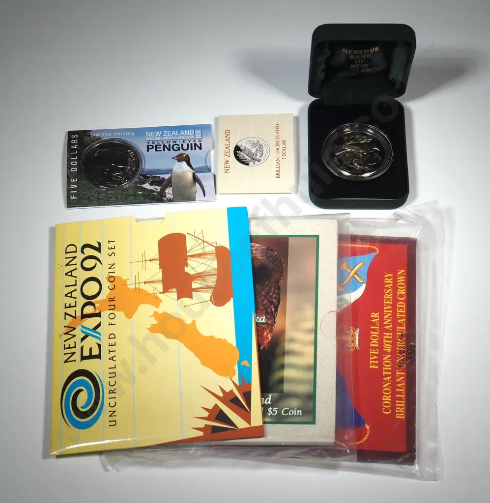 Eight New ZEaland UNC $5 Coins - 1992 Expo - 1993 40th Anniversary - 1995 Tui - 1996 Kaka - 2011 Penguin - CV $141 Image 1++