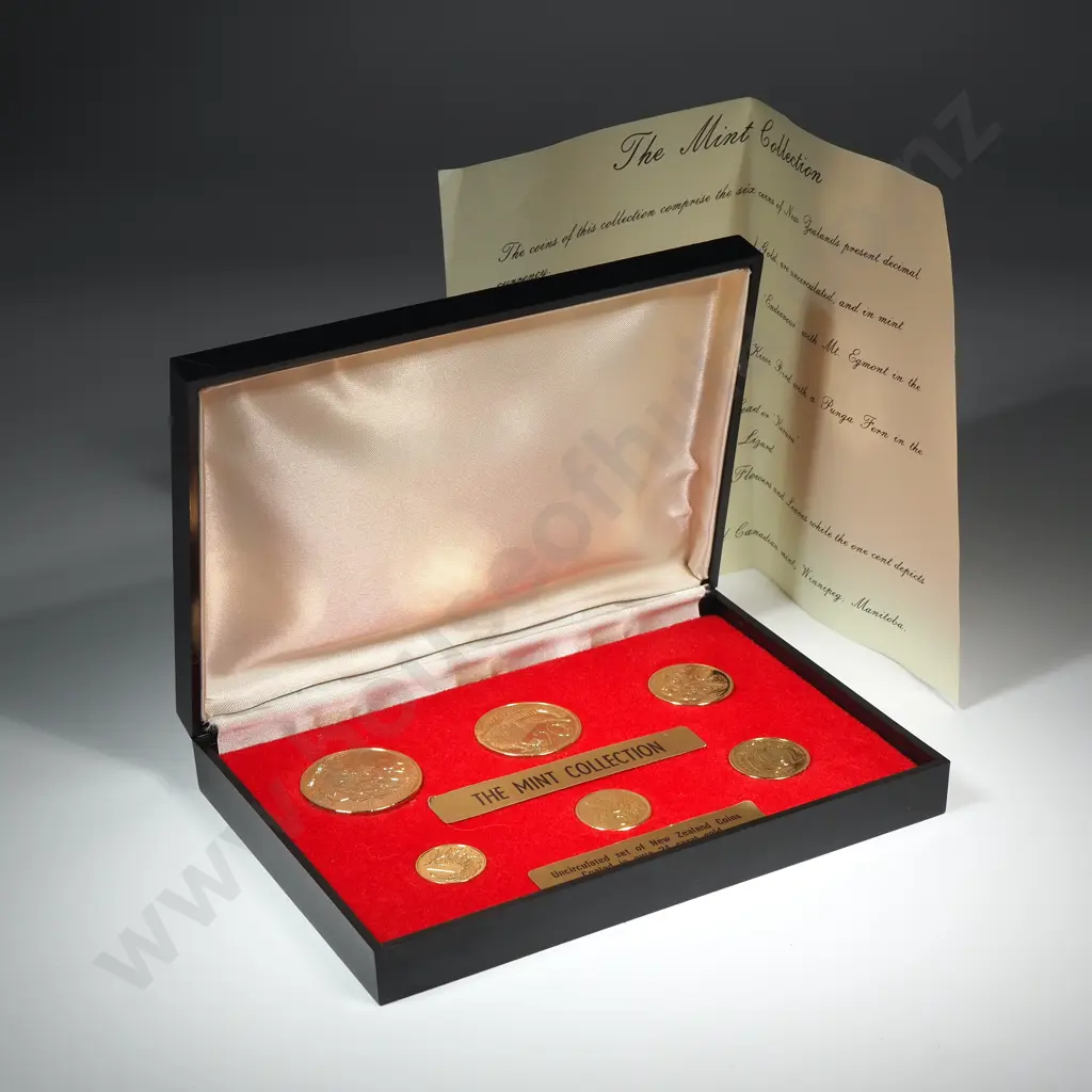 Gold Plated New Zealand Coin Set  Image 1++