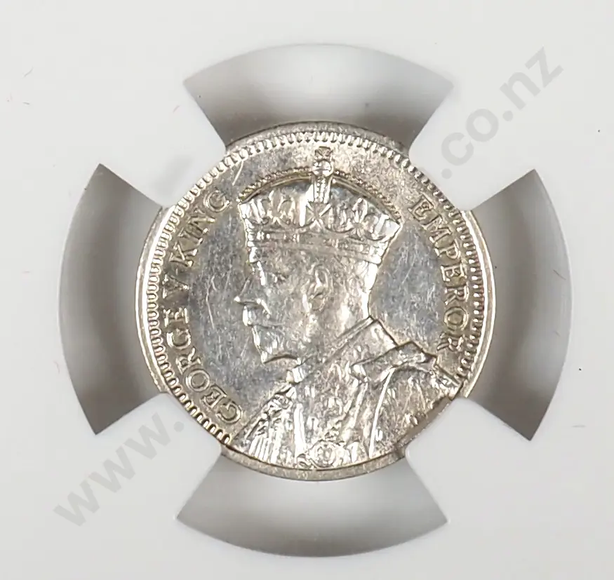 1934 New Zealand Threepence Coin - Better Grade Image 1++