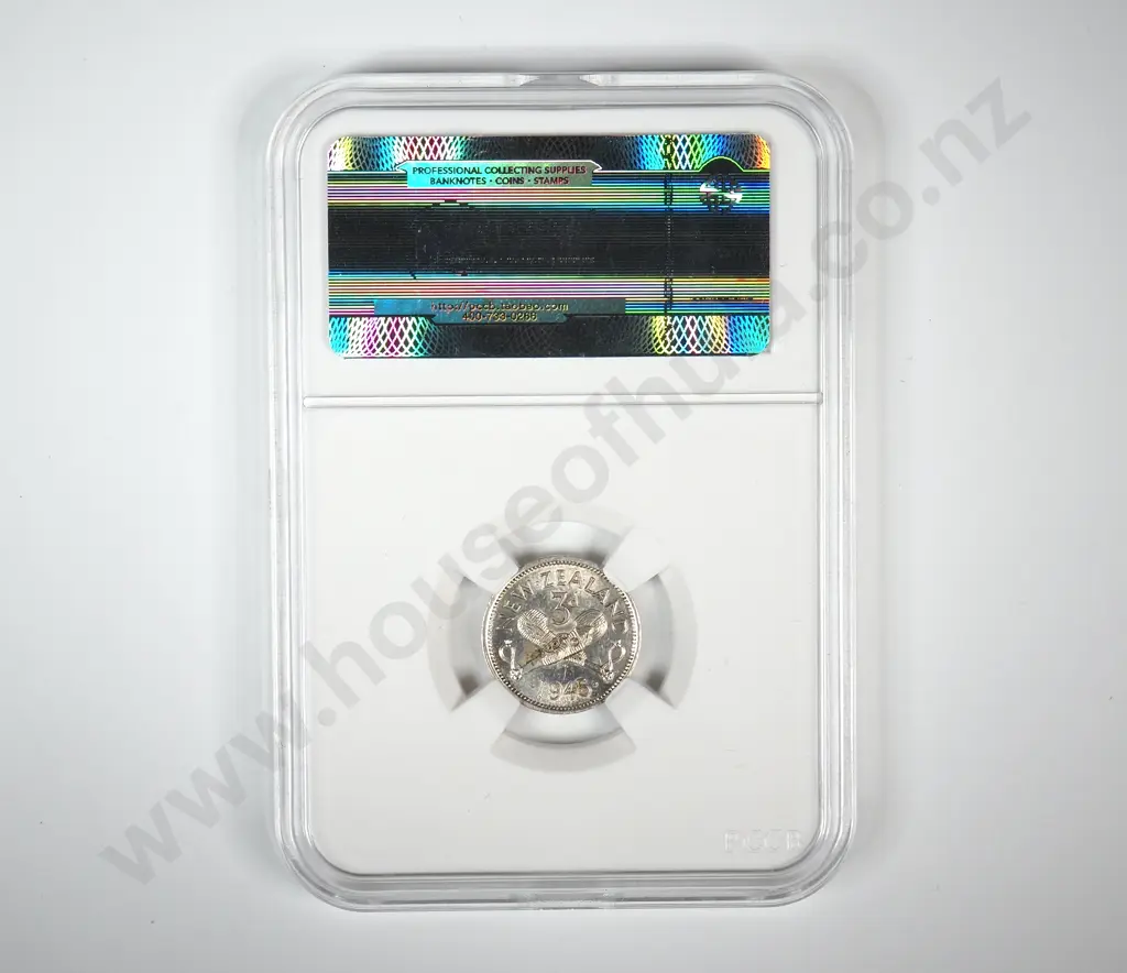 1945 New Zealand Threepence Coin - Better Grade Image 1++