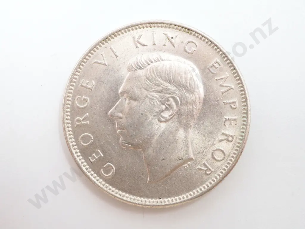 1946 New Zealand Florin UNC Krause 10.1, CV $400 NZD Image 1++