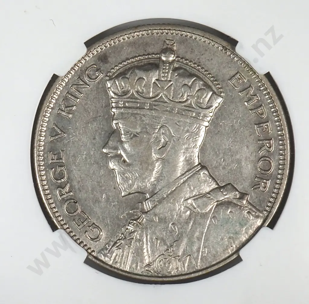 1933 New Zealand Half Crown - Better Grade  Image 1++