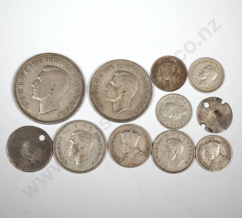 45.3 Grams of New Zealand 50% Silver Coinage  Image 1++