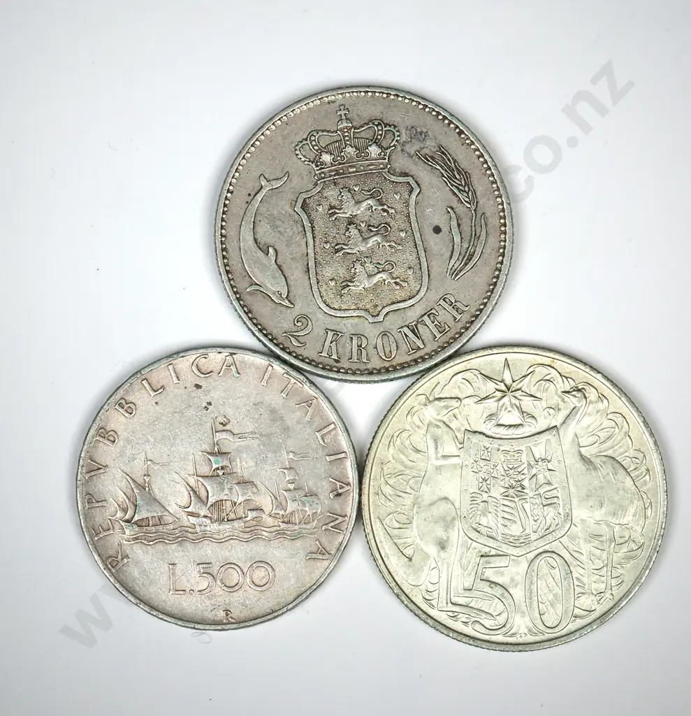 39 Grams of Approx 80% Silver Coinage  Image 1++