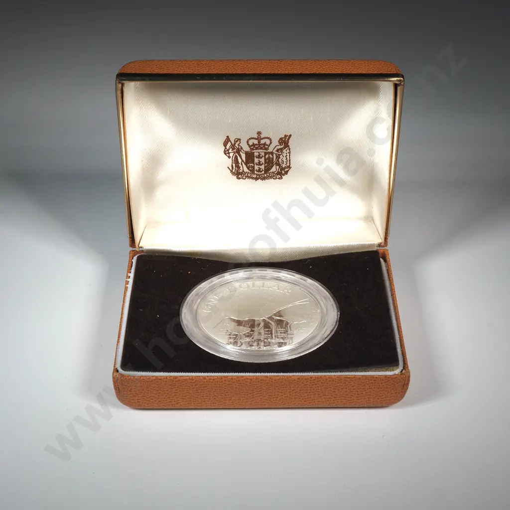 New Zealand Proof Silver One Dollar Coin  Image 1++