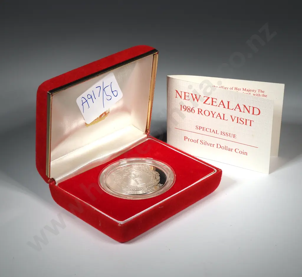 New Zealand Proof Silver One Dollar Coin  Image 1++