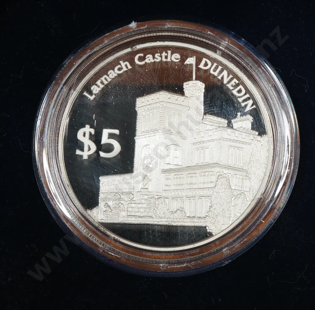 New Zealand Proof Silver Five Dollar Coin	 Image 1++