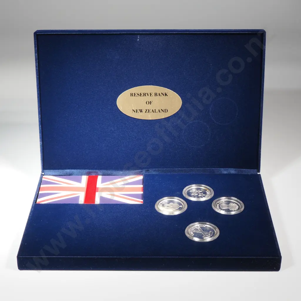 1998 Pride In New Zealand Silver Proof Coin Set  Image 1++