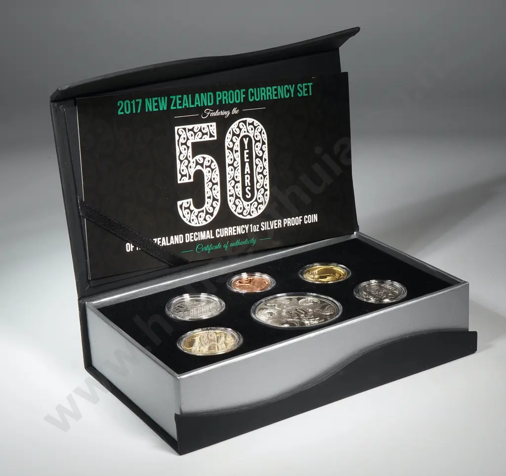 2017 New Zealand Currency Coin Set One Ounce Silver Proof Image 1++