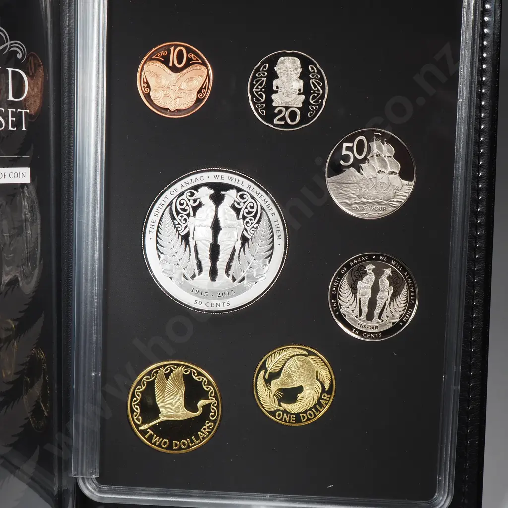 2015 New Zealand Proof Currency Set w One Ounce Silver Proof Spirit of Anzac Coin  Image 1++