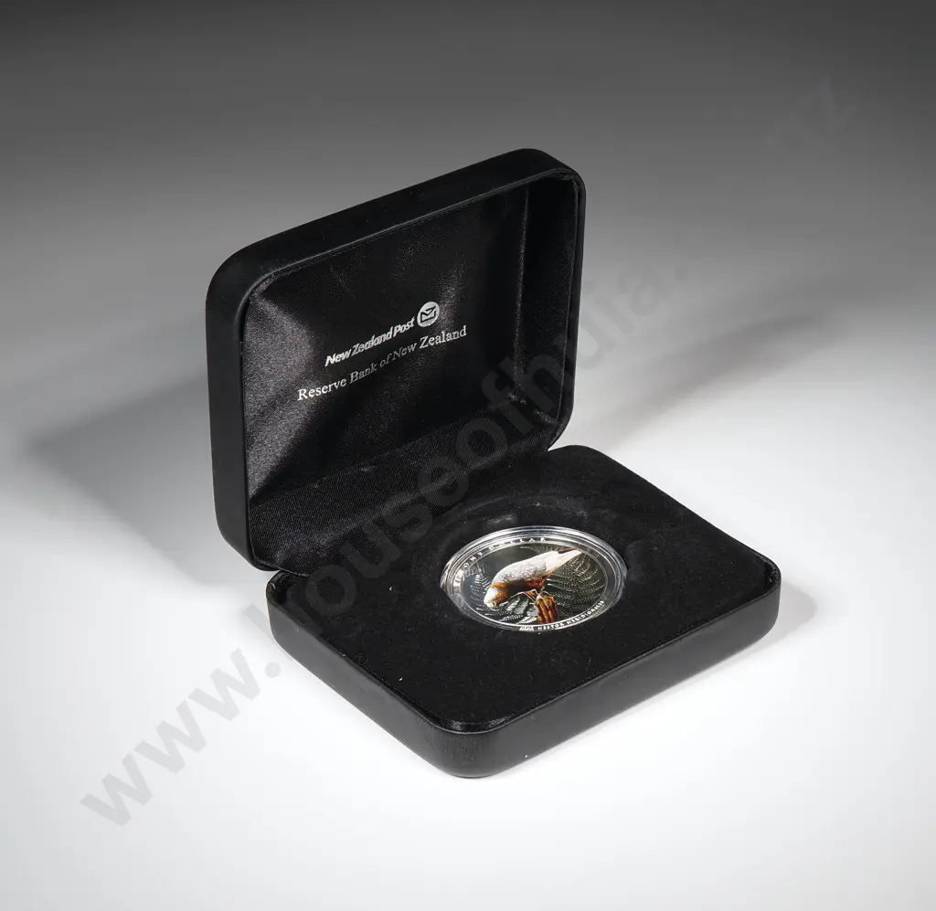 2021 New Zealand Kaka Proof One Ounce Silver Coin  Image 1++