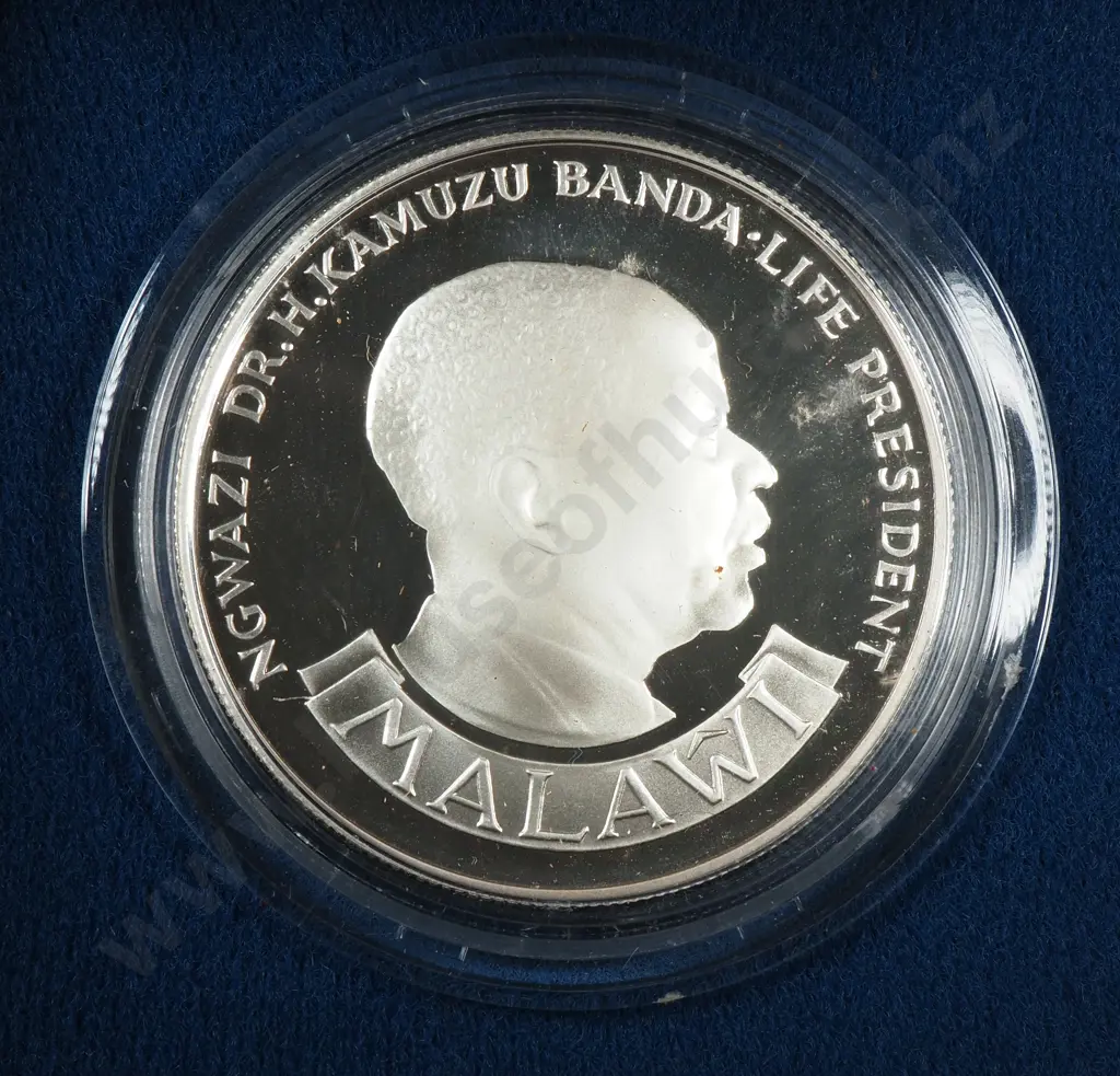 Malawi 1985 proof silver 10 kwacha Image 1++