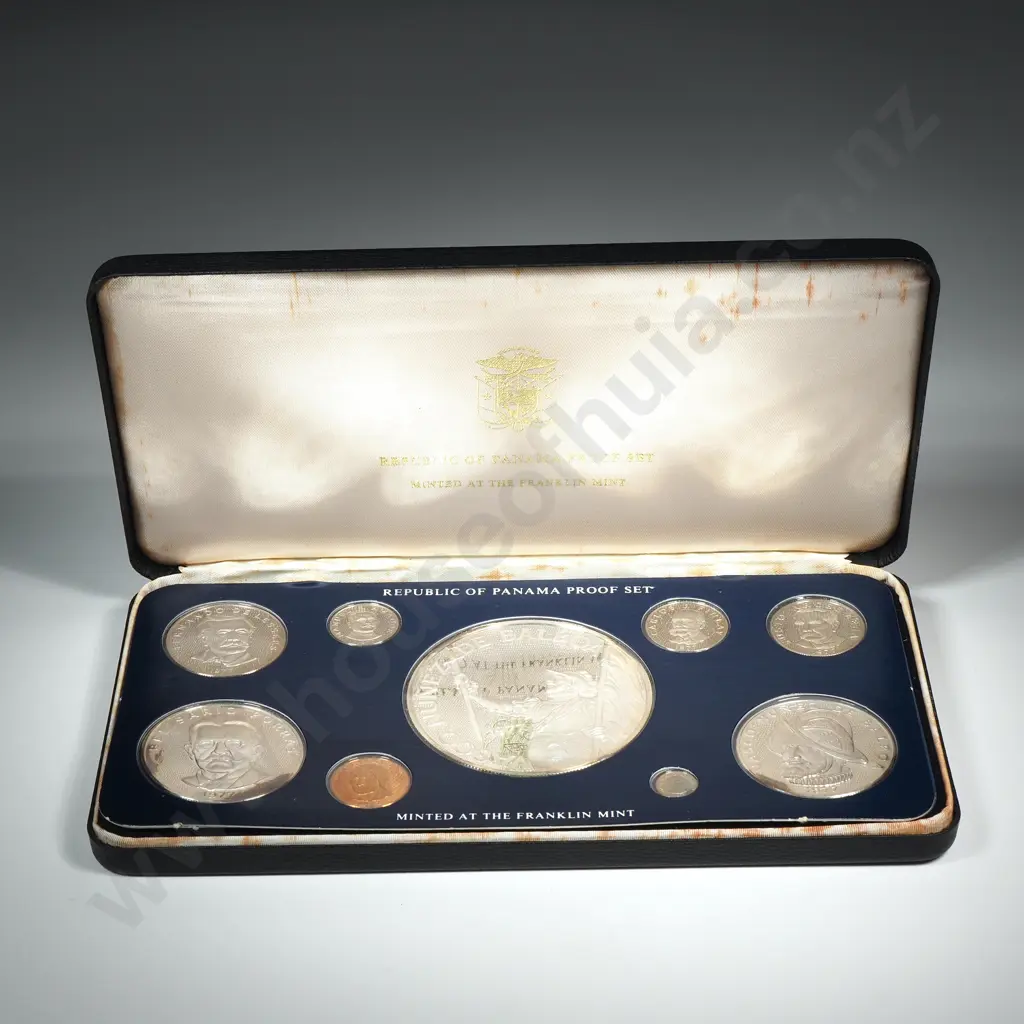 Panama 1977 proof set – Actual Silver Weight 5.6566 ounces .999 Image 1++