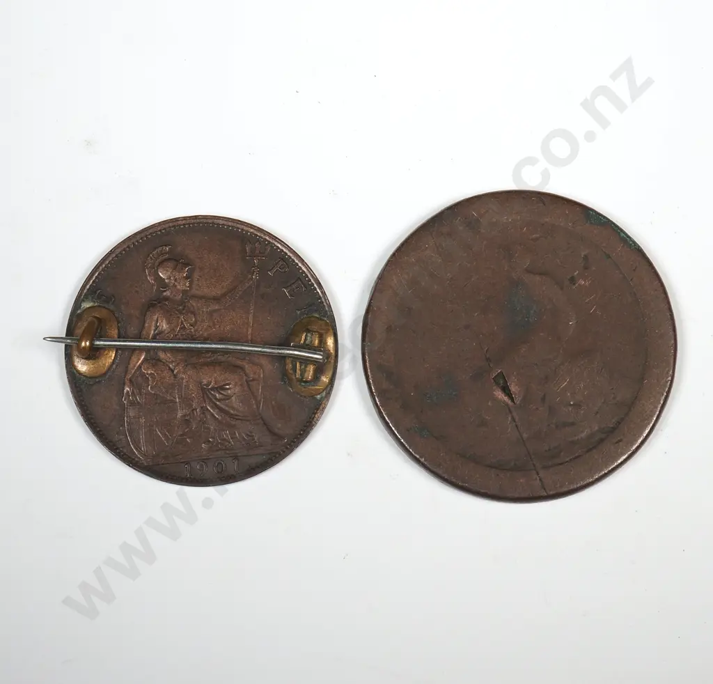 United Kingdom Cartwheel Penny & Brooch Mounted Penny  Image 1++