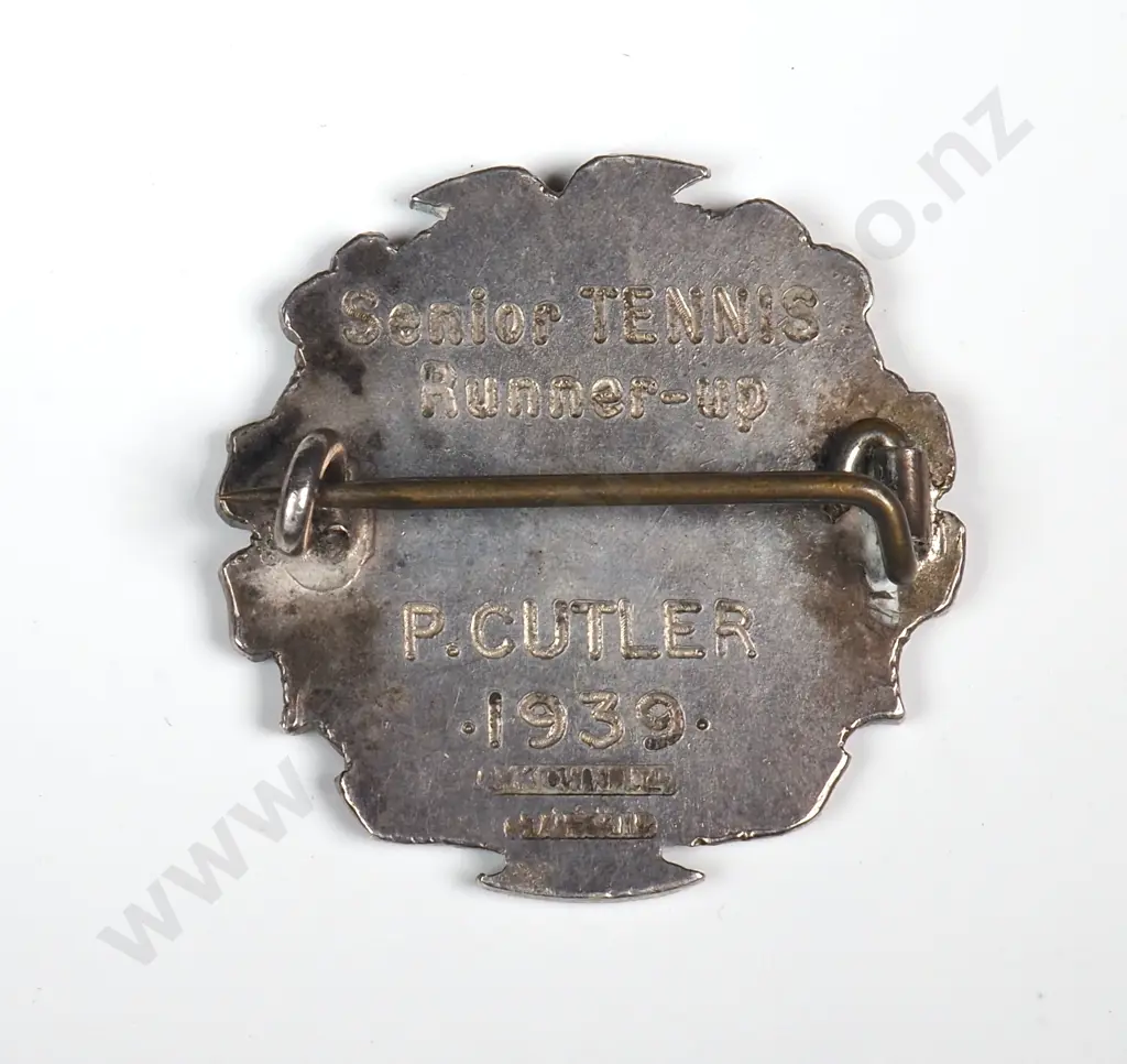 Sterling silver medal, brooch mounted “SEDDON MEMORIAL TECHNICAL COLLEGE”, engraved “SENIOR TENNIS / RUNNER-UP / P. CUTLER / 1939, 27mm, maker A. Kohn Ltd Image 1++
