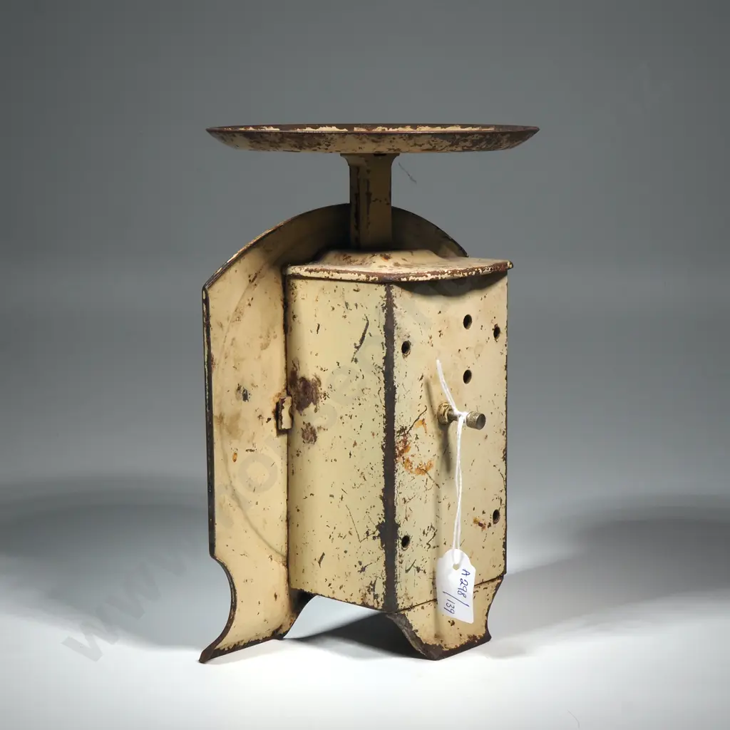 Vintage Persinware Household Scales Image 1++