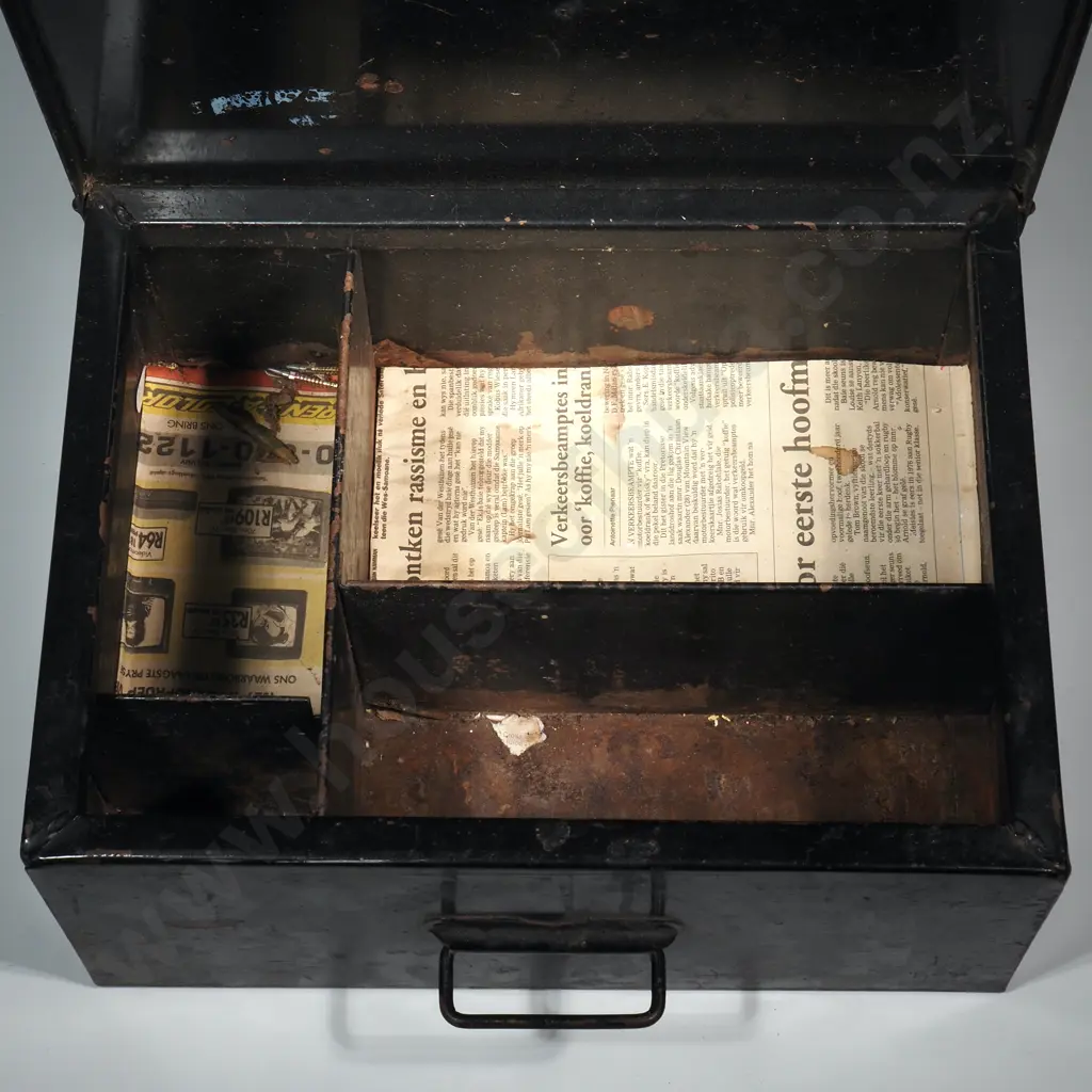 Black Metal First Aid Container Image 1++