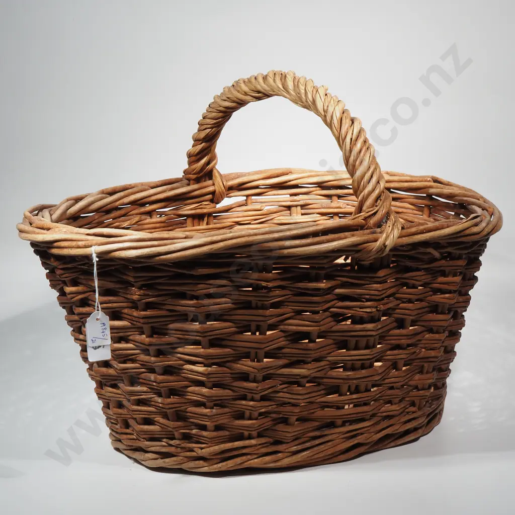Large Vintage Handwoven Oval  Wicker Basket Image 1++