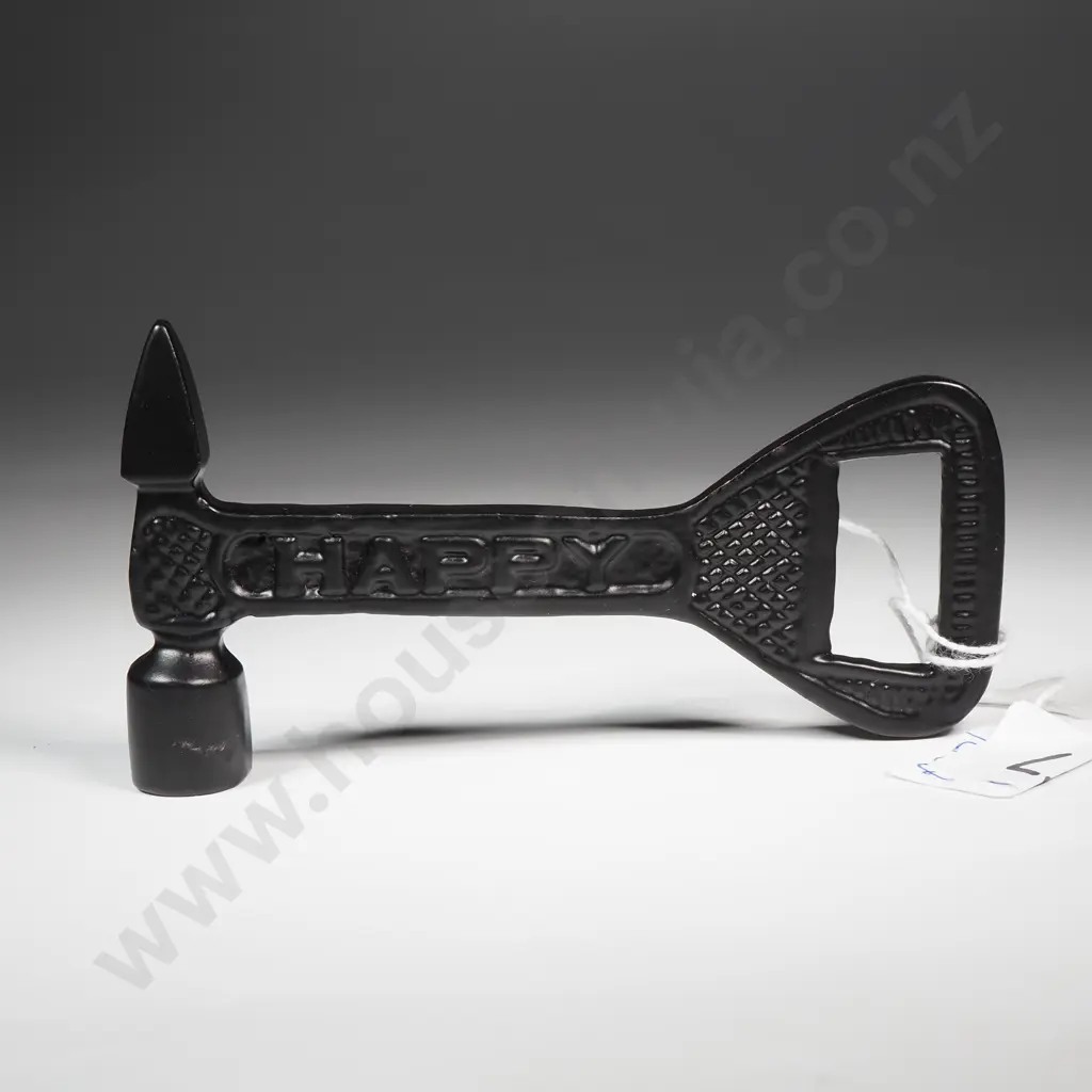 Iron Hammer/Chisel-Shaped Bottle Opener - Black - 110mm Image 1++