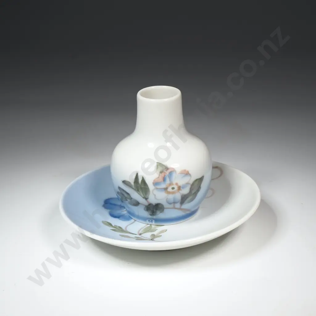 Small Copenhagen Plate & A Miniature Copenhagen Vase Image 1++