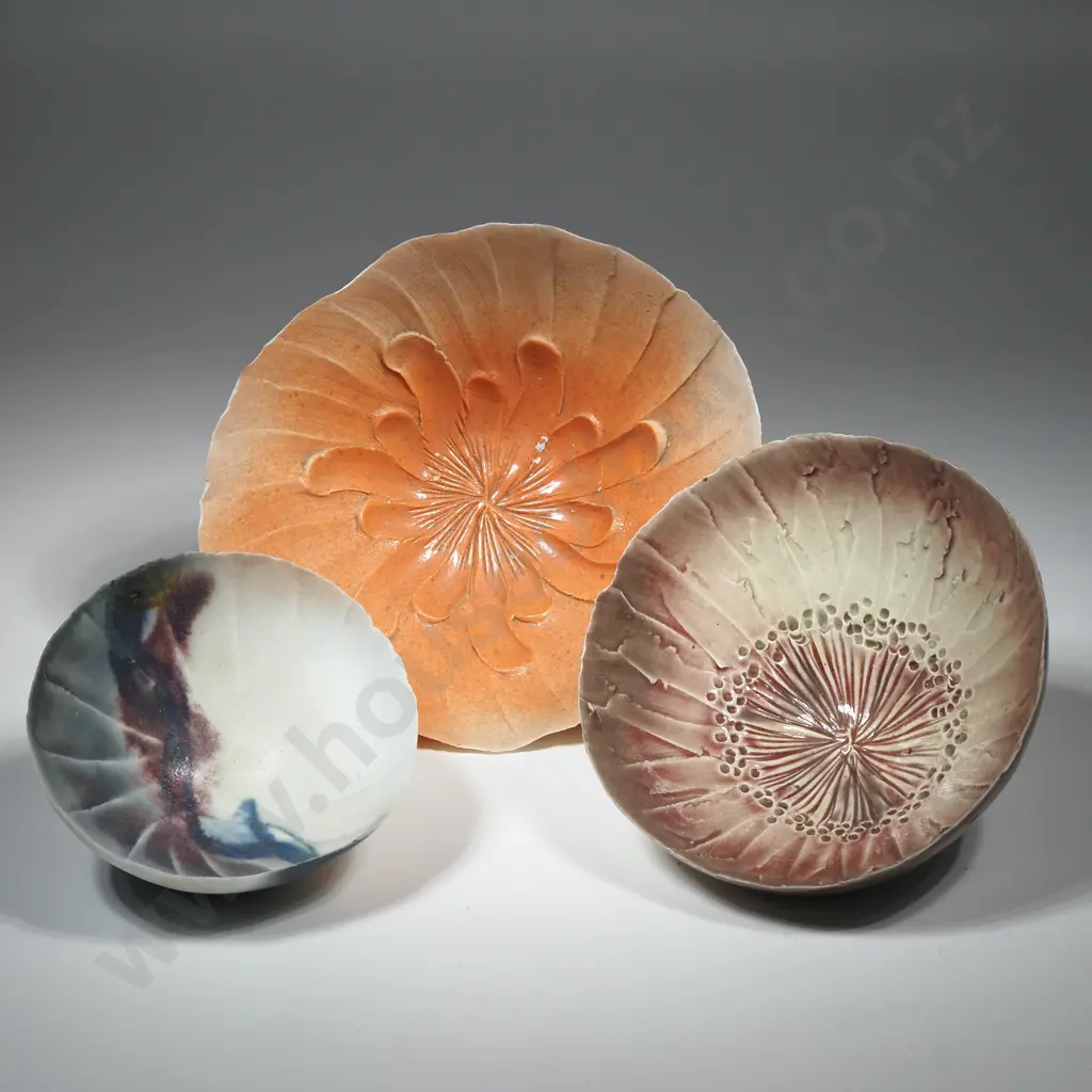 Three David Brokenshire Bowls in the Form of Flowers Image 1++