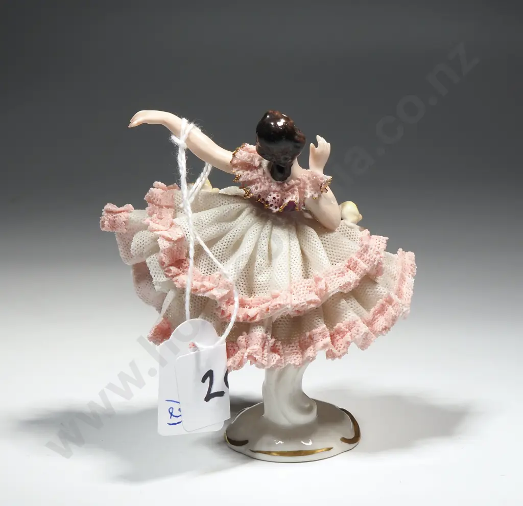 Small Dresden Figure w Crinoline Skirt - 'Lola' Image 1++