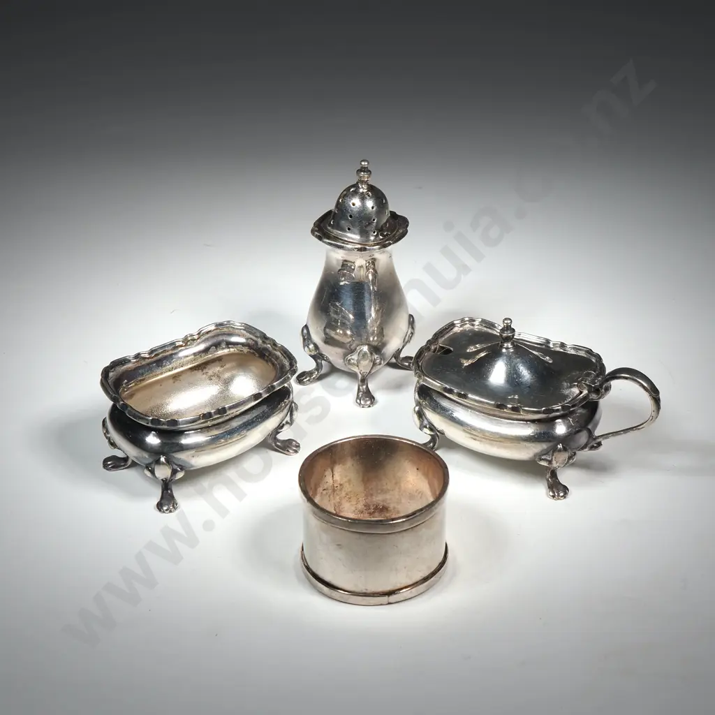 S/P Napkin Ring / 2 Pots & Pepper Shaker  Image 1++