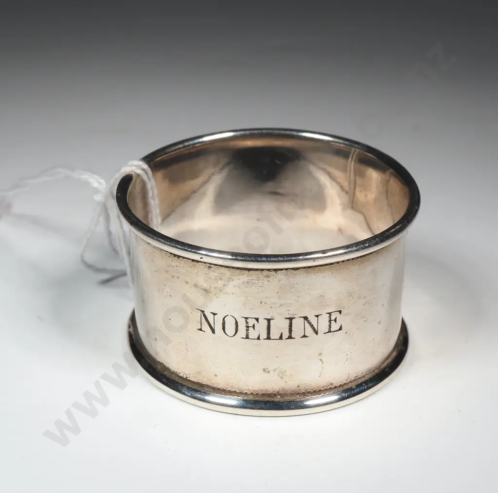 Sterling Silver Plain Bodied Serviette Ring Engraved "Noeline"  Image 1++