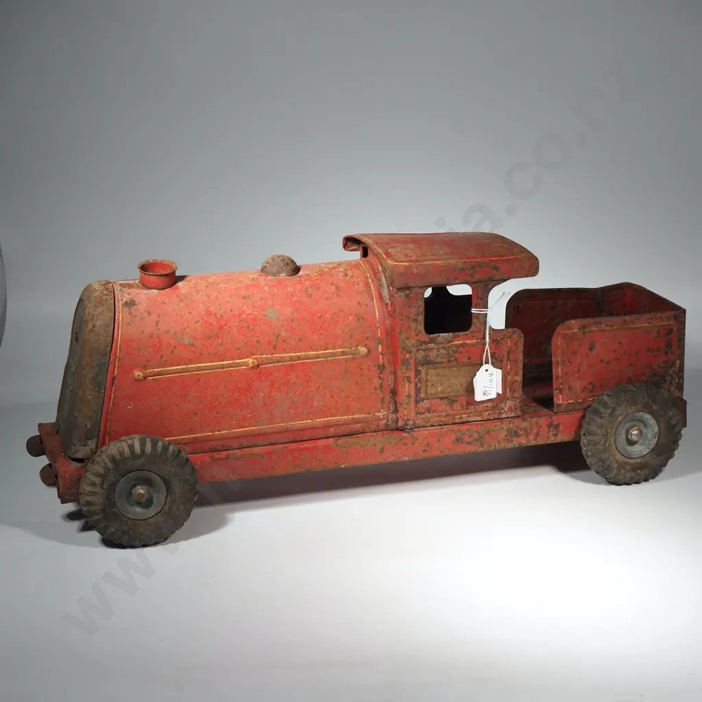 Tin Plate Farm Toy Train Possibly Triang. Well Playworn Image 1++