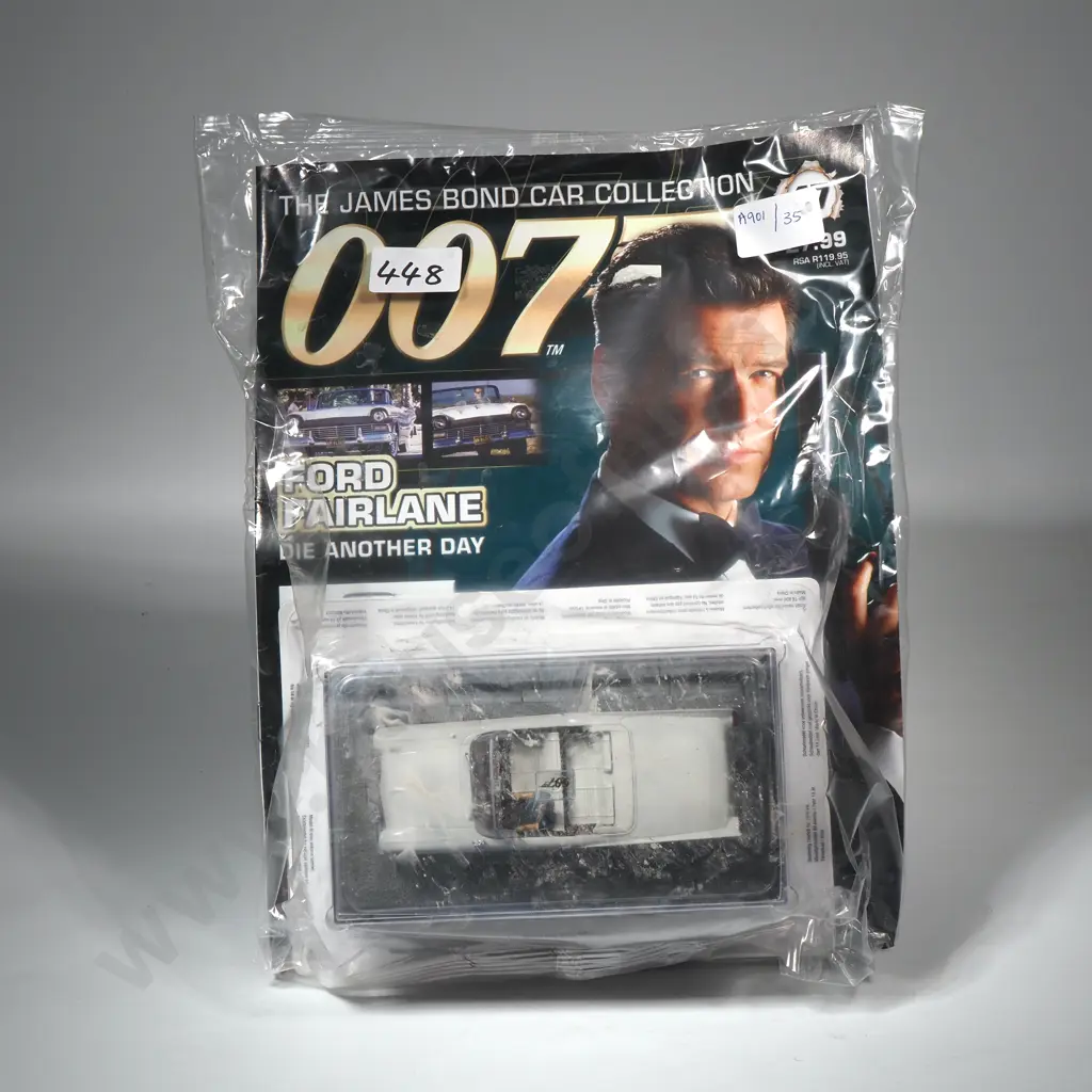 DY017 James Bond Car Collection  1/43 O Scale Ford Fairlane. Live Another Day Image 1++