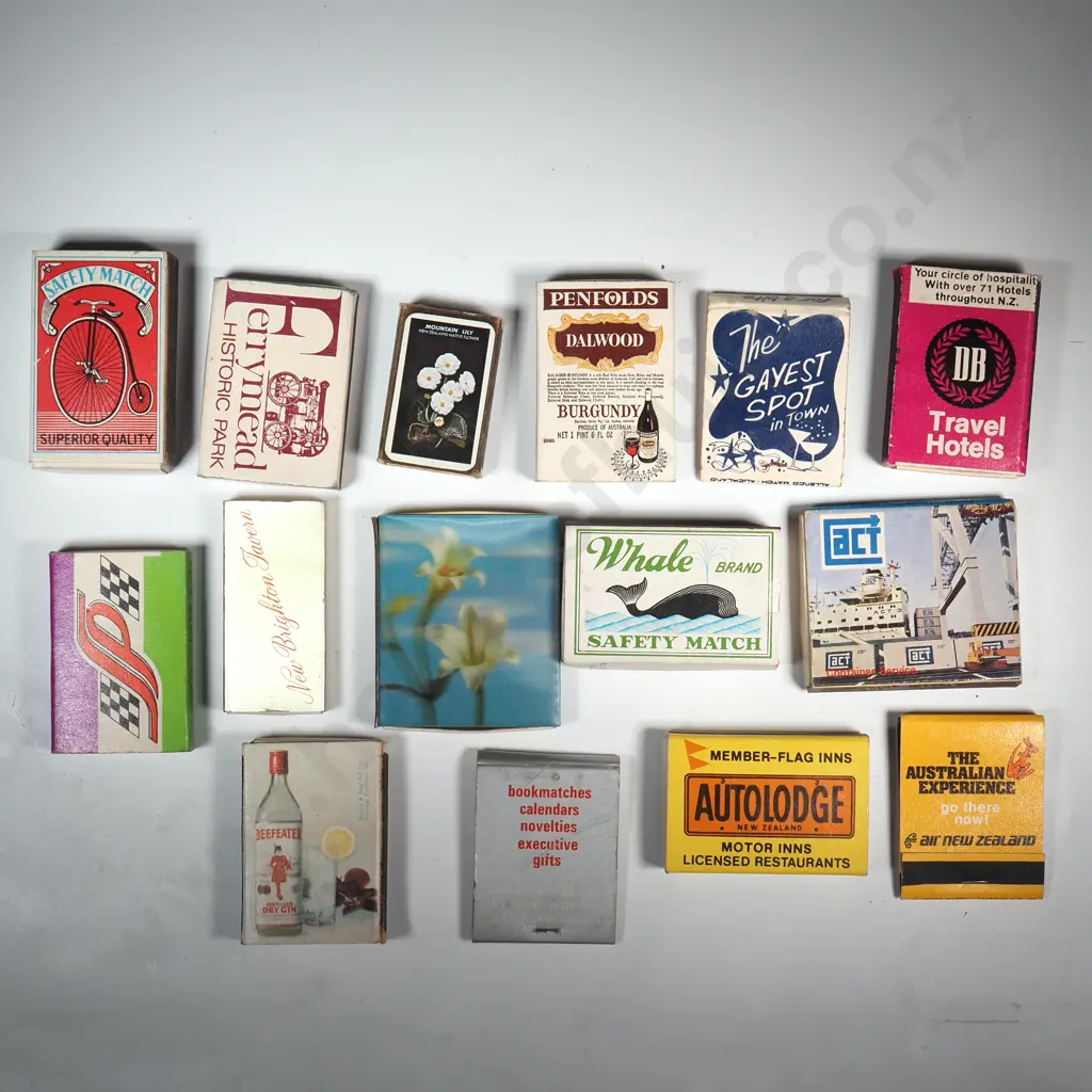 Collection Of Fifteen Vintage   Matchboxes Image 1++
