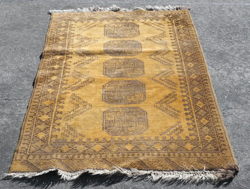 Afghan Rug W Repeating Elephant Foot Pattern In Gold/ Marigold Colour Image 1++