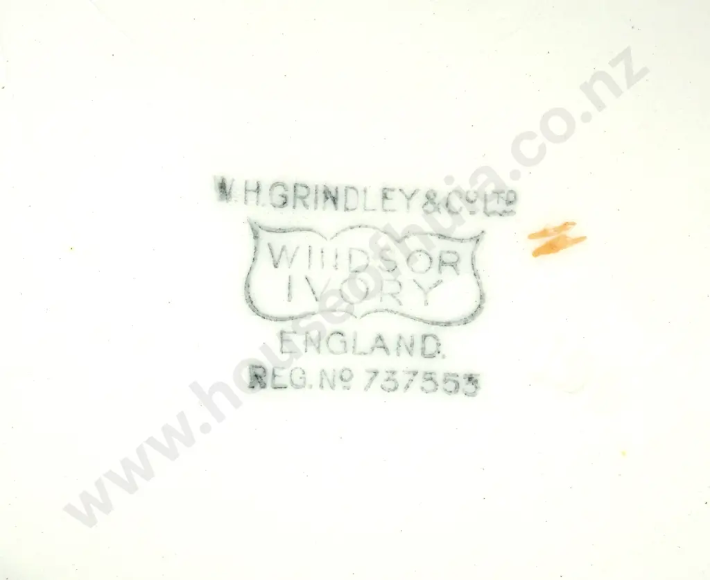 Grindley Windsor Ivory Art Deco Plate  Image 1++