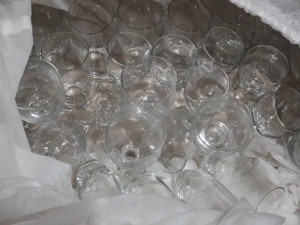 Large Quantity Of  Wine & Champagne Stemmed Glasses & Beakers  Image 1++