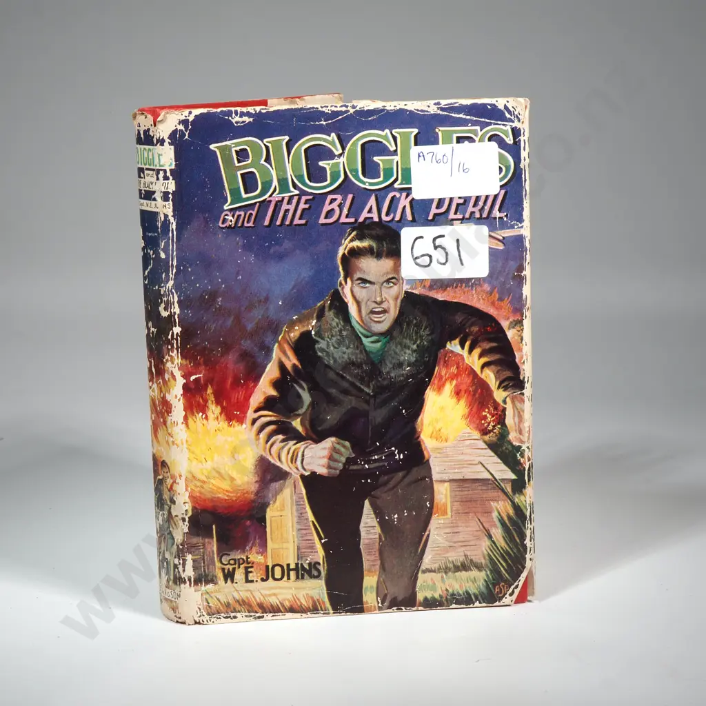  Biggles and the Black Peril By Captain W.E. Johns Dean & Son Ltd. Hardcover in Dustjacket. V Image 1++
