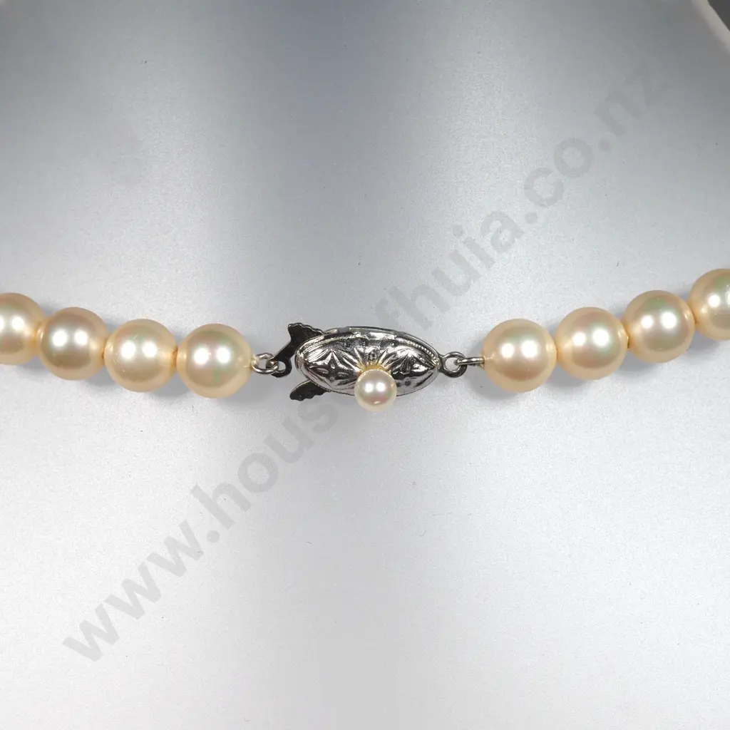 Assorted Strand of Cultured Pearls on Sterling Silver Clasp Image 1++