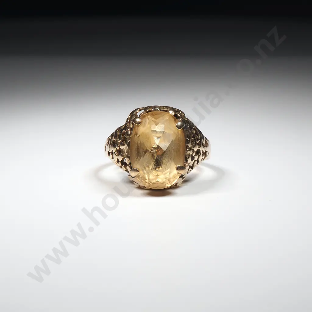 Vintage 9ct Gold Yellow Gem Ring Image 1++