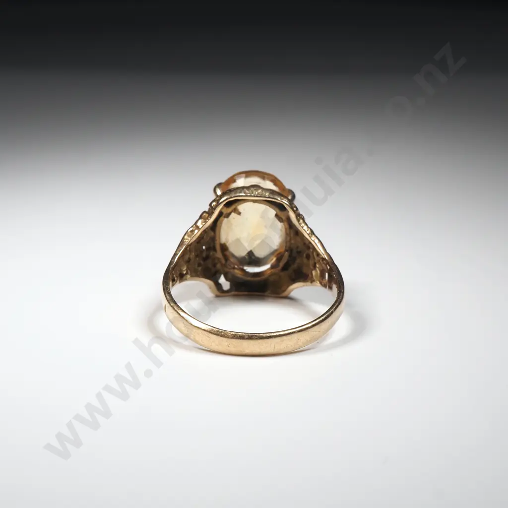 Vintage 9ct Gold Yellow Gem Ring Image 1++