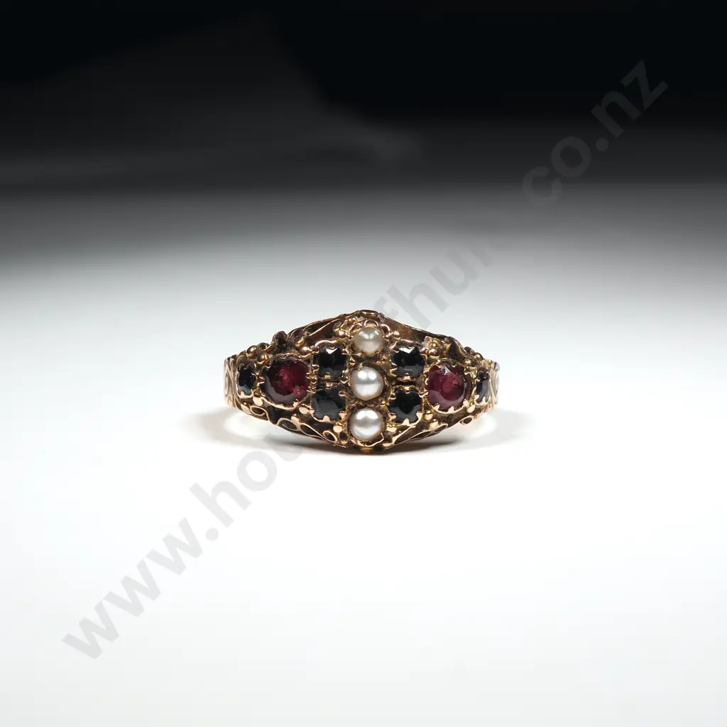Exquisite Antique Cased 15ct Gold Garnet & Seed Pearl Ring Image 1++