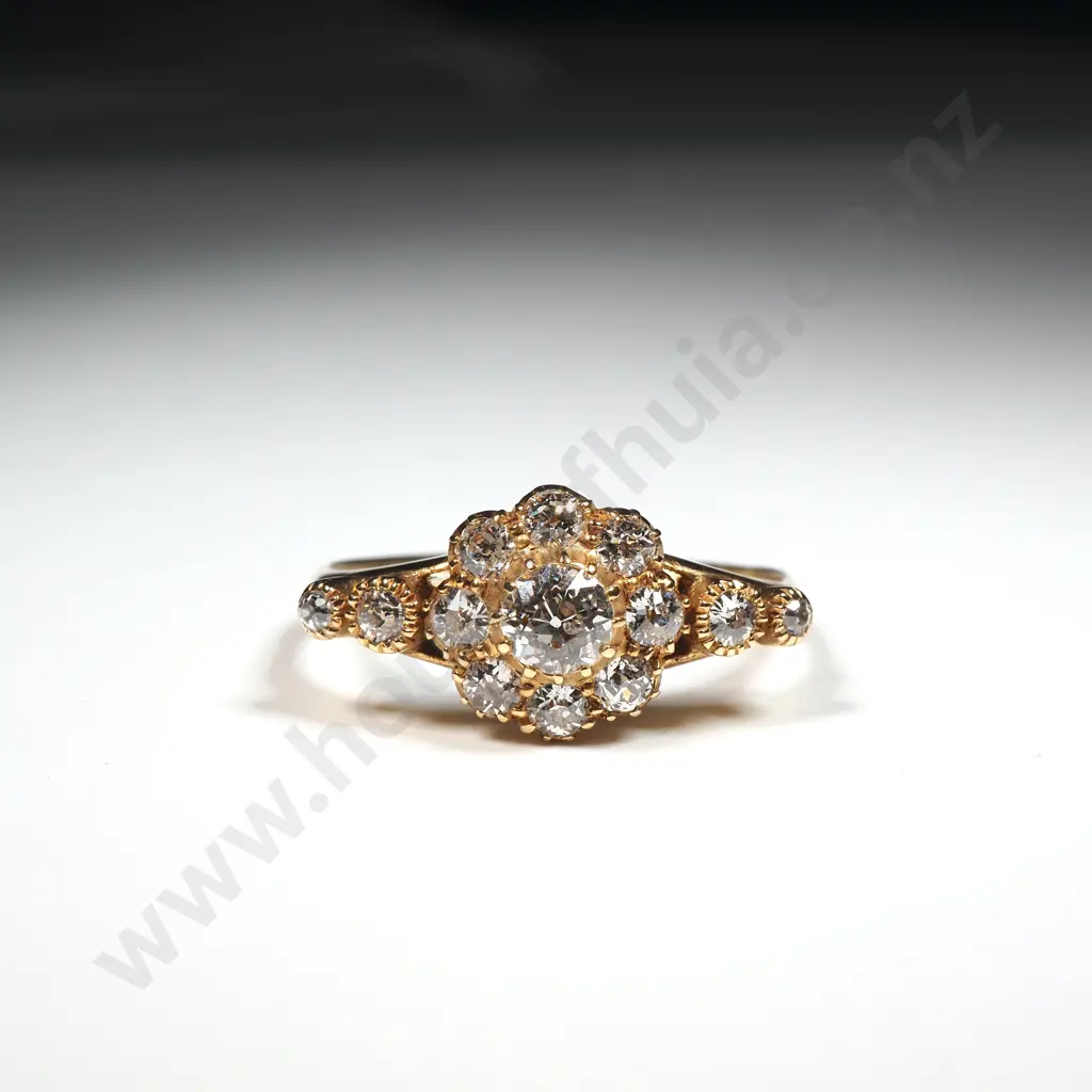 Cased Antique 18ct Gold Diamond Cluster Ring w Valuation $6,350.00 Image 1++