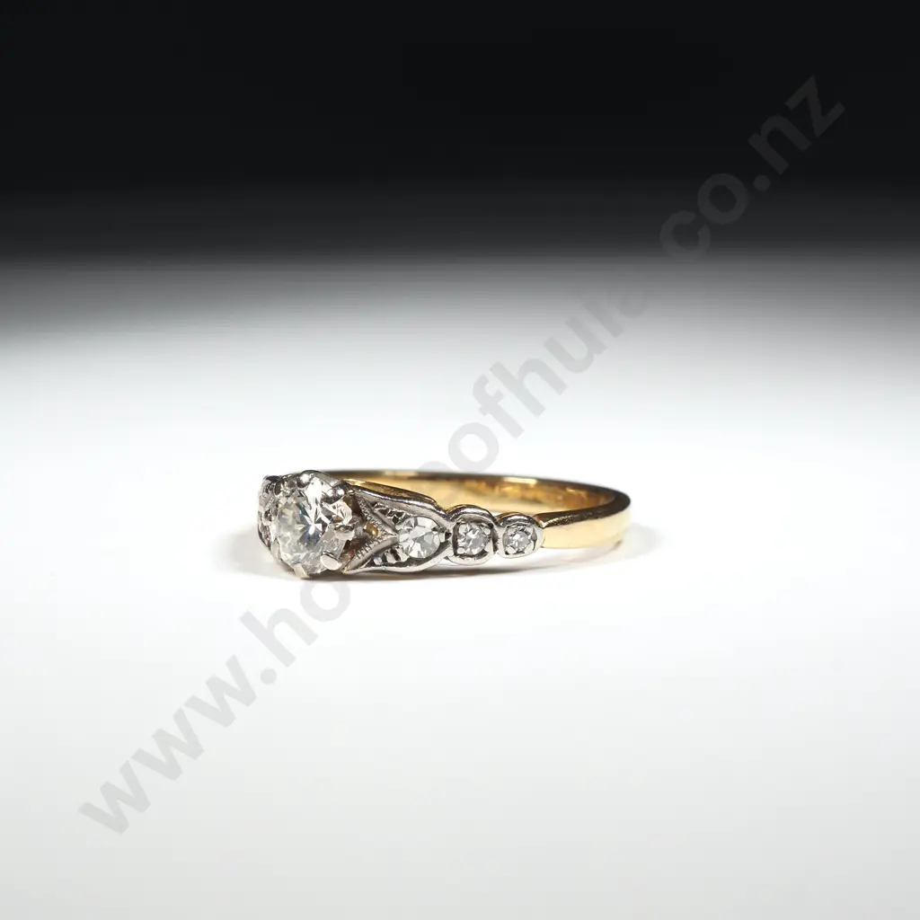 18ct Gold .45 Carat Diamond Solitaire Coronet Ring w Valuation $4,990.00 Image 1++