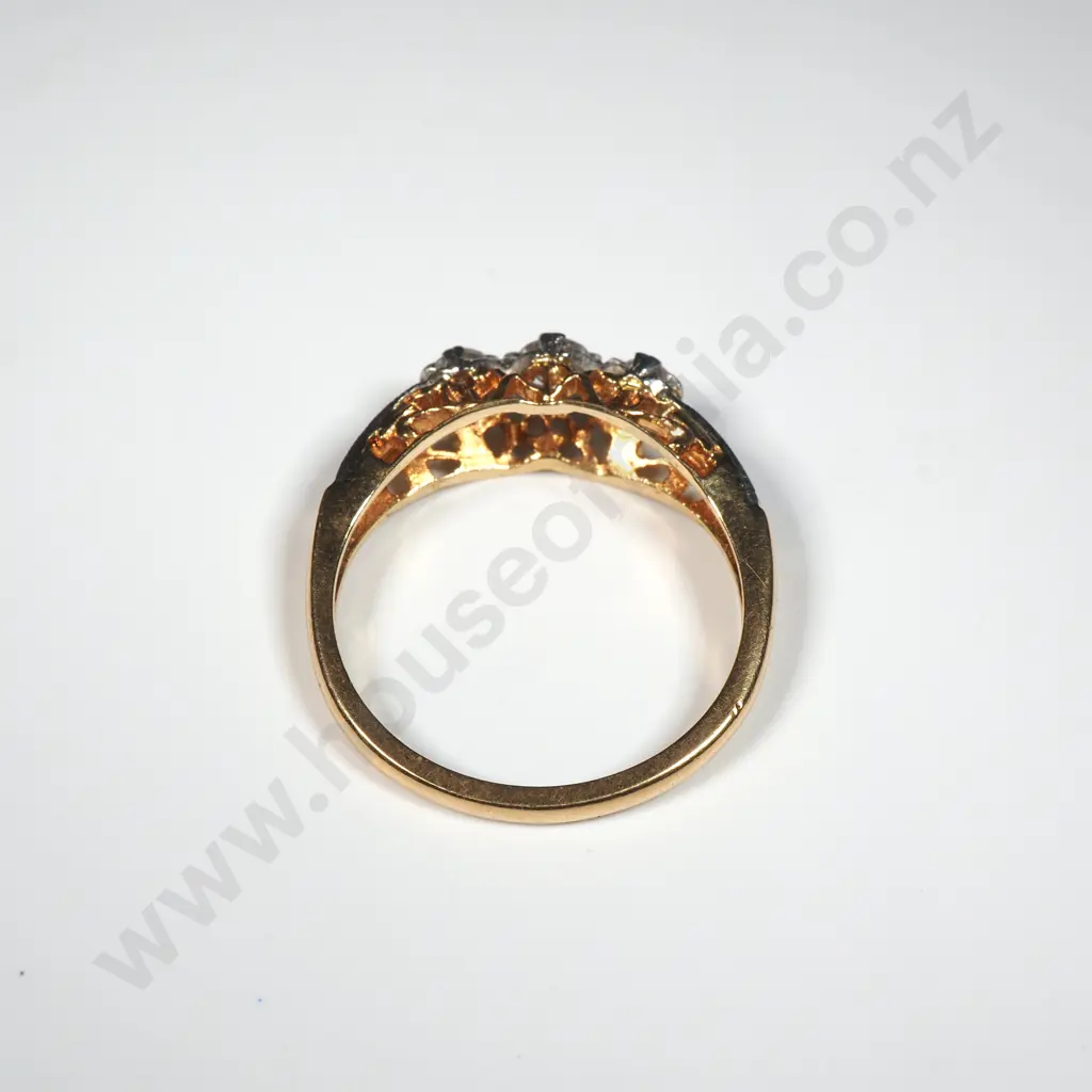 18ct Yellow Gold & Platinum Solitaire Diamond Set Filigree Ring - Valuation  $2,990 Image 1++