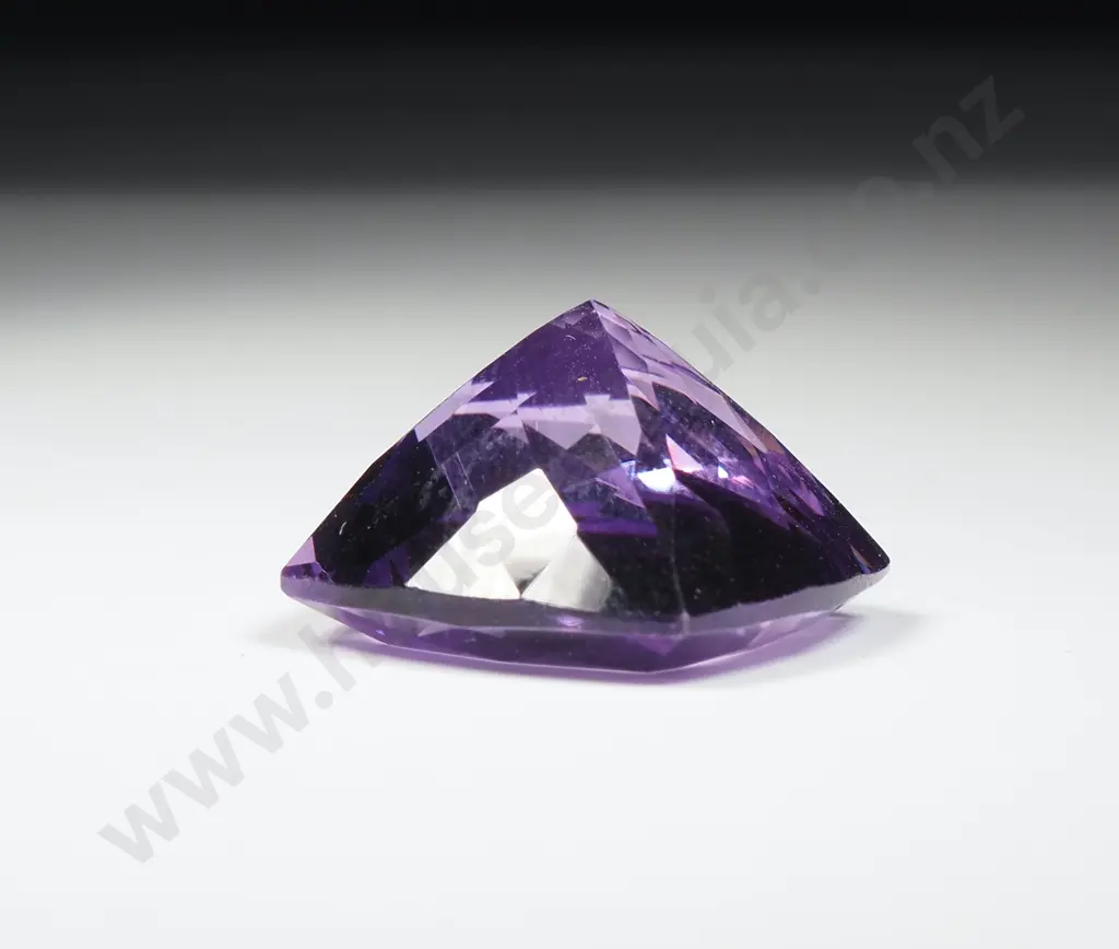 Loose Amethyst Stone - 22 Carats Image 1++