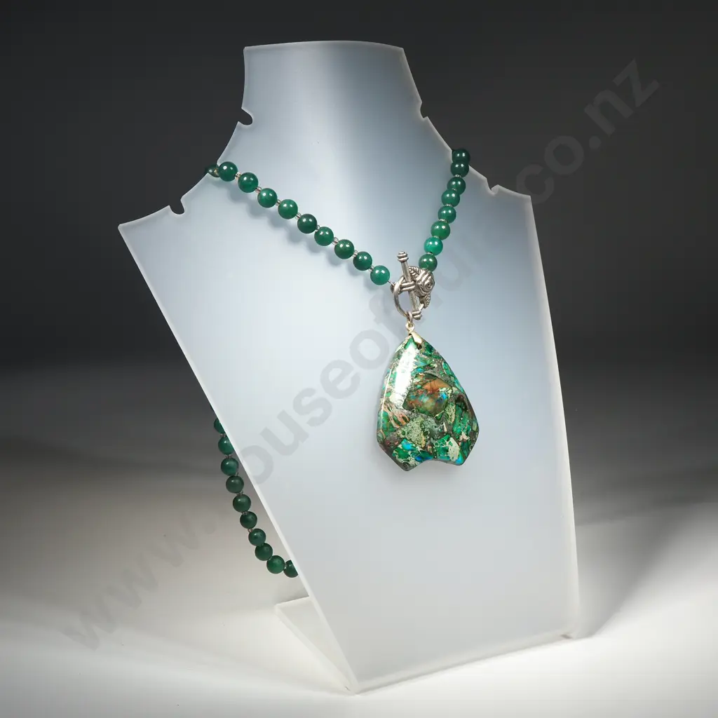 Jade Necklace & Pendant Image 1++